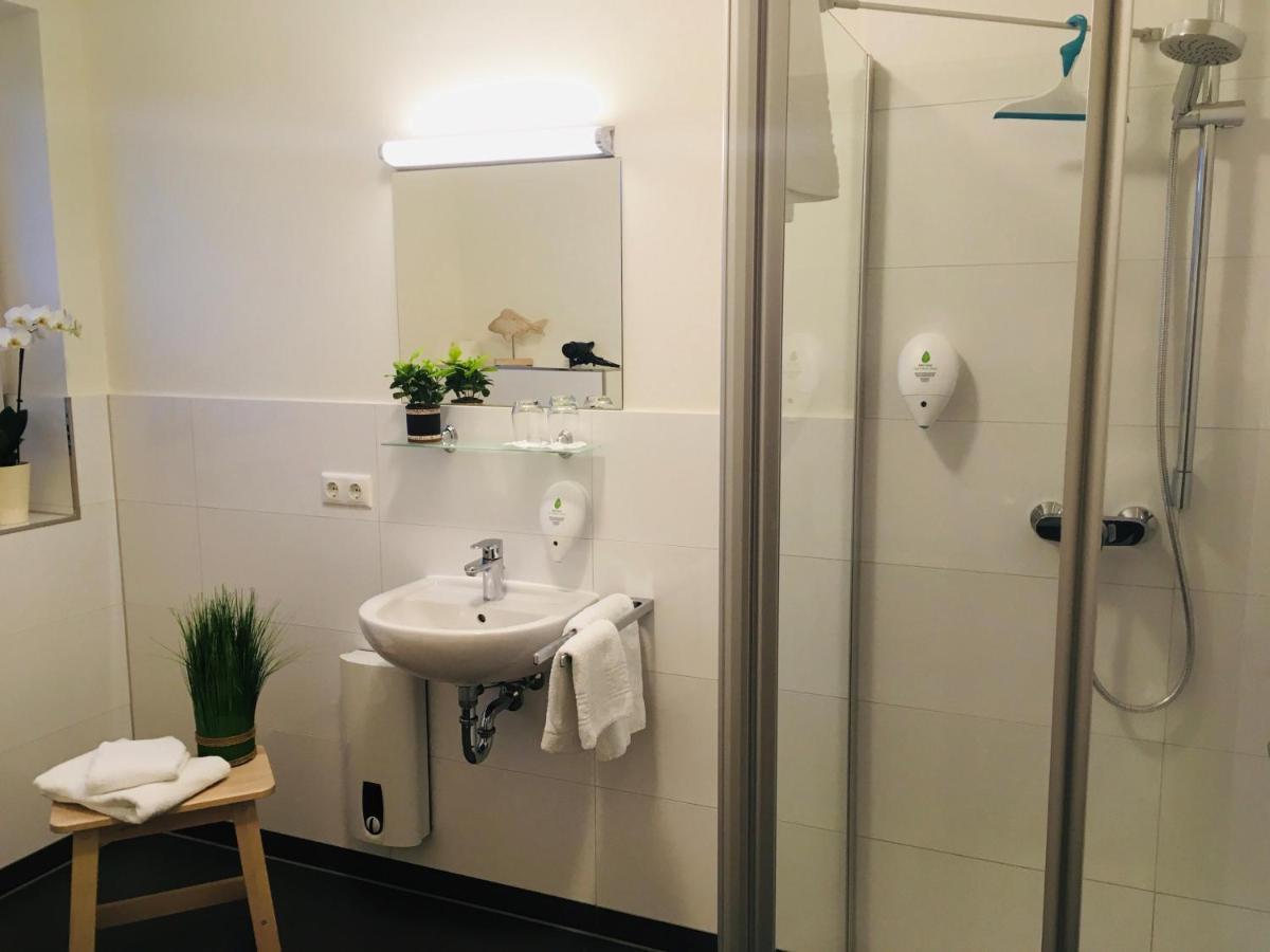 Pension Seecafe Zarrentin am Schaalsee Luaran gambar
